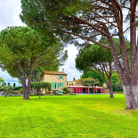 La Mouline Domaine Prive Pour Sejour En Famille Ou Entre Amis En Toute Intimite