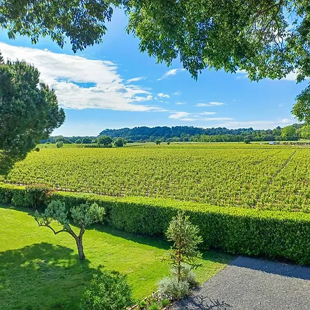 Appartement La Mouline Domaine Prive Pour Sejour En Famille Ou Entre Amis En Toute Intimite