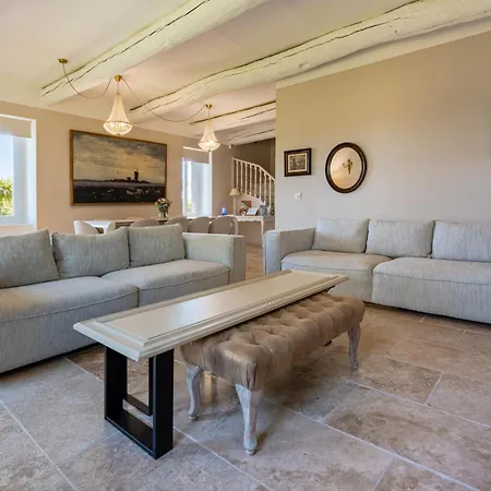 Appartement De La Mouline Dans Domaine Privée *