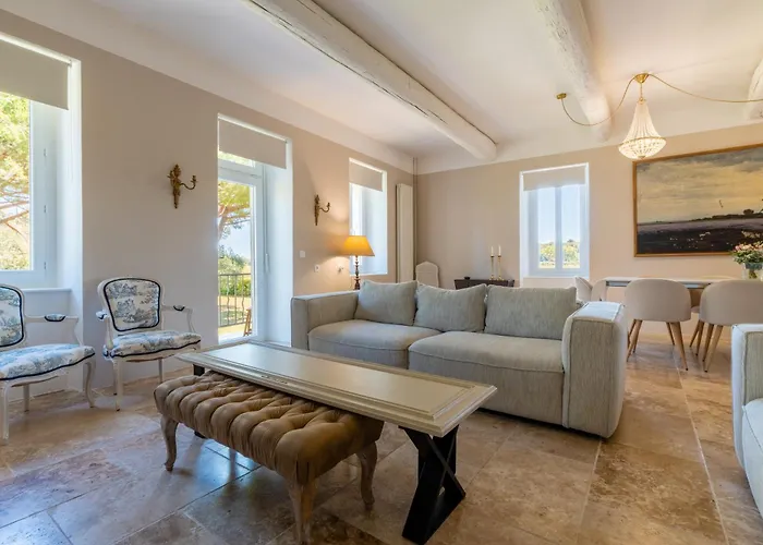 La Mouline Sublime Domaine Privatif Avec Piscine A *