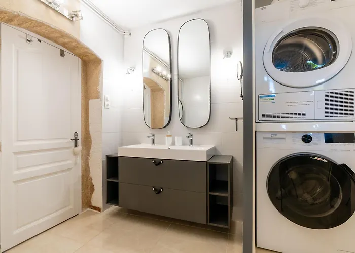 La Mouline Sublime Domaine Privatif Avec Piscine A Apartment Pézenas
